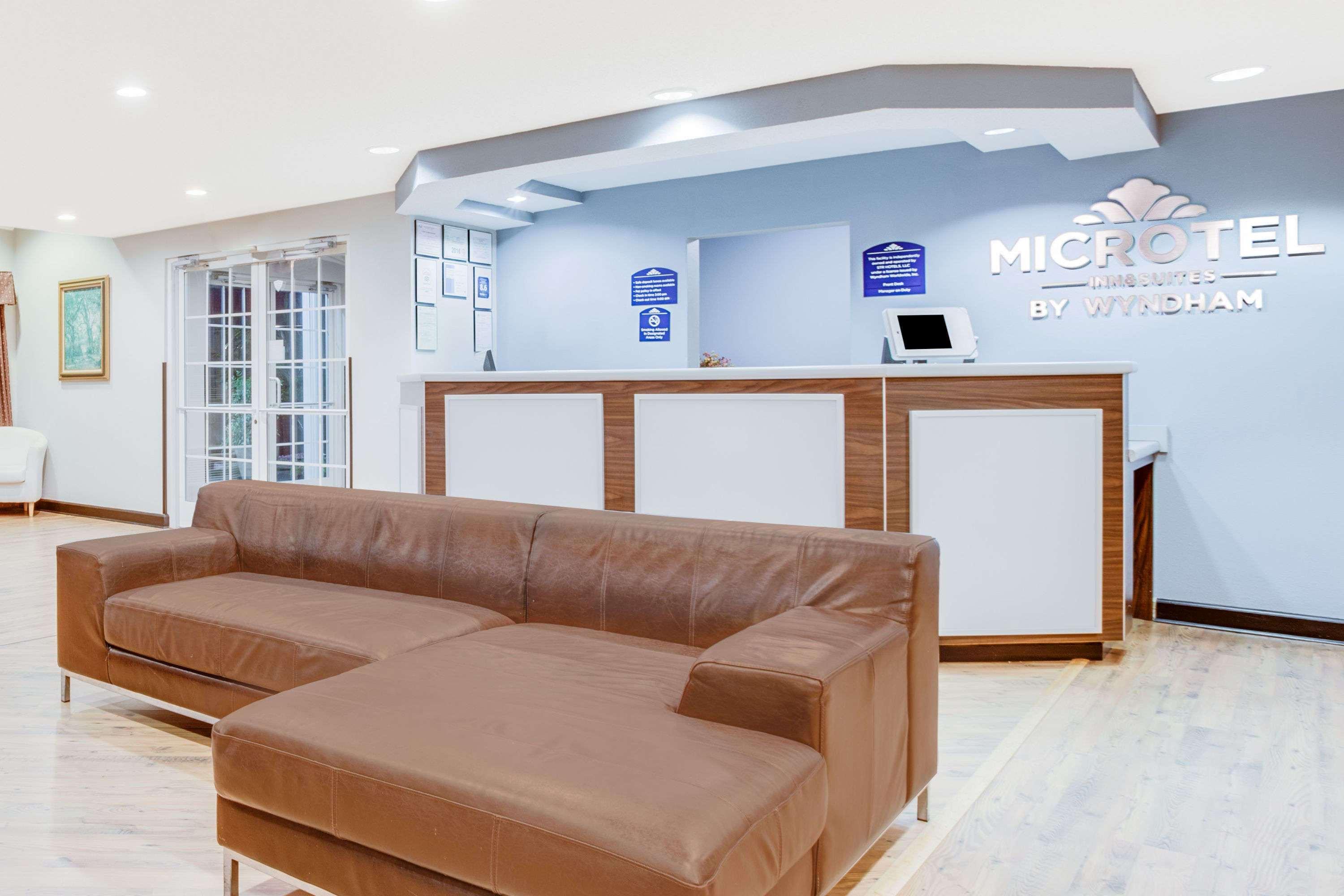 Microtel Inn & Suites Columbus North Eksteriør billede