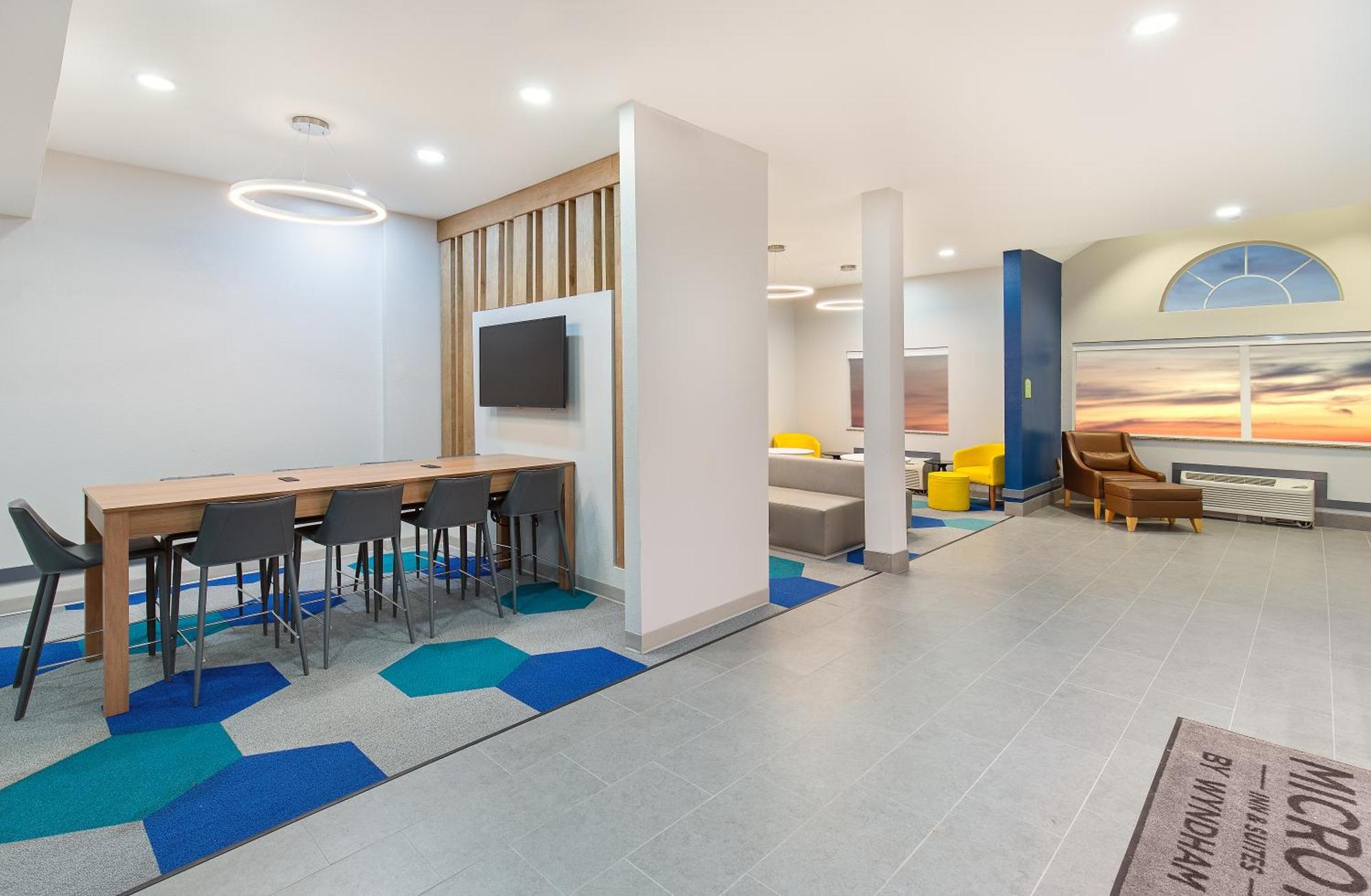 Microtel Inn & Suites Columbus North Eksteriør billede