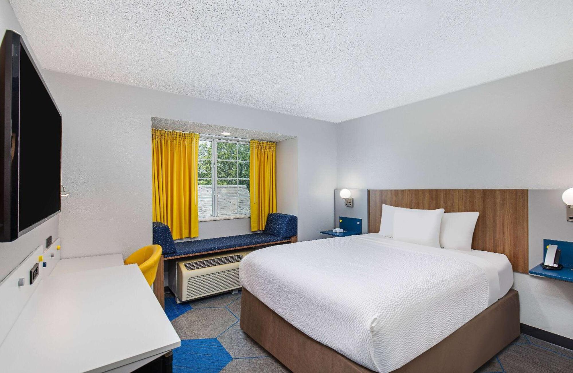 Microtel Inn & Suites Columbus North Eksteriør billede